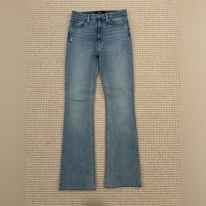 Hudson jeans, never worn from Evereve last year. Size 26, fits more like 25.